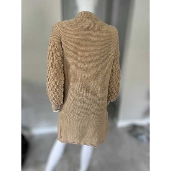 TRES CHIC Detailed sleeve slightly oversized long cardigan M L XL - Picture 3 of 7